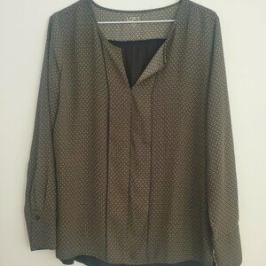 LOFT Outlet Casual Tunic Blouse Top Green & Black Geo Floral Pattern Flowy Soft